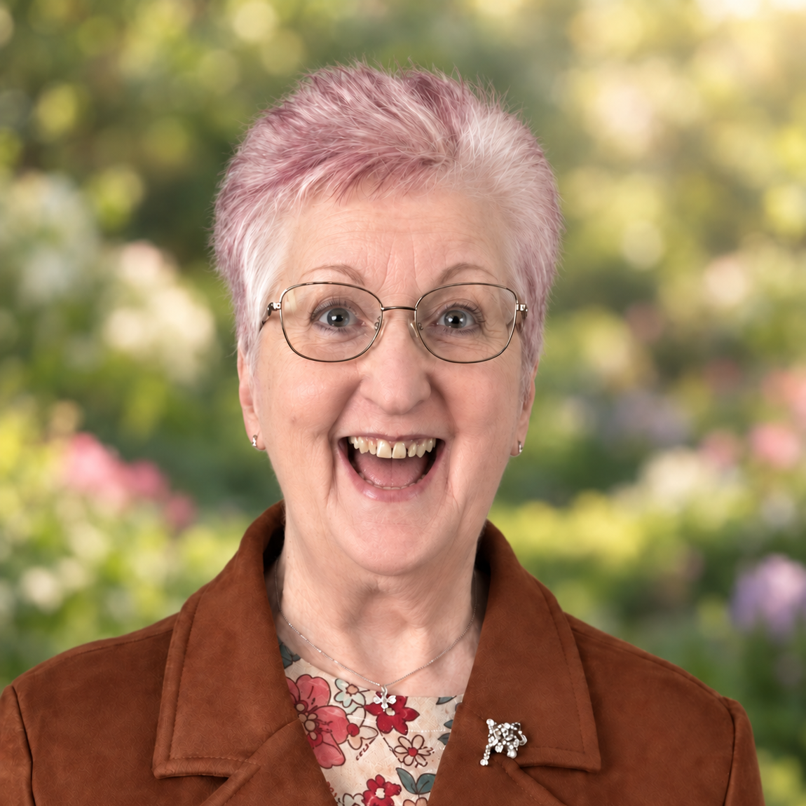 Di Brown Headshot - Rollover